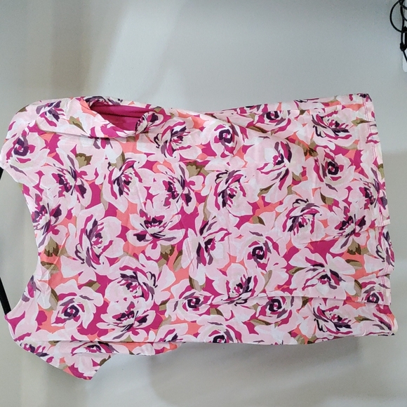 Plus size top - Picture 5 of 5